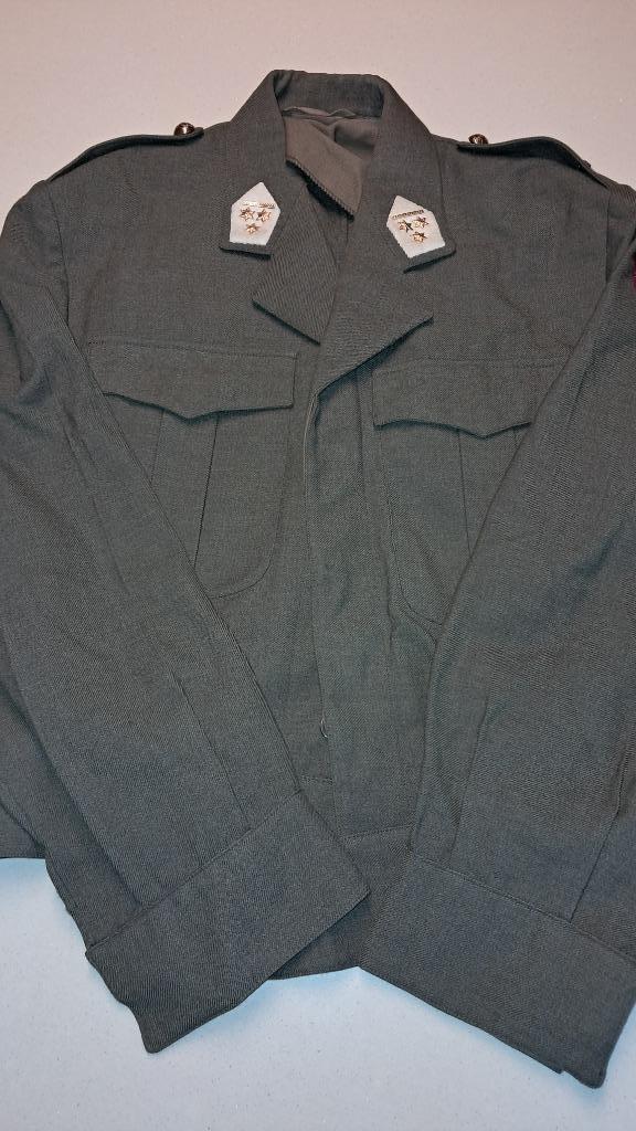 BELGIQUE - ABL - COMMANDANT LANCIER - 1966, Verzamelen, Ophalen of Verzenden, Landmacht, Kleding of Schoenen