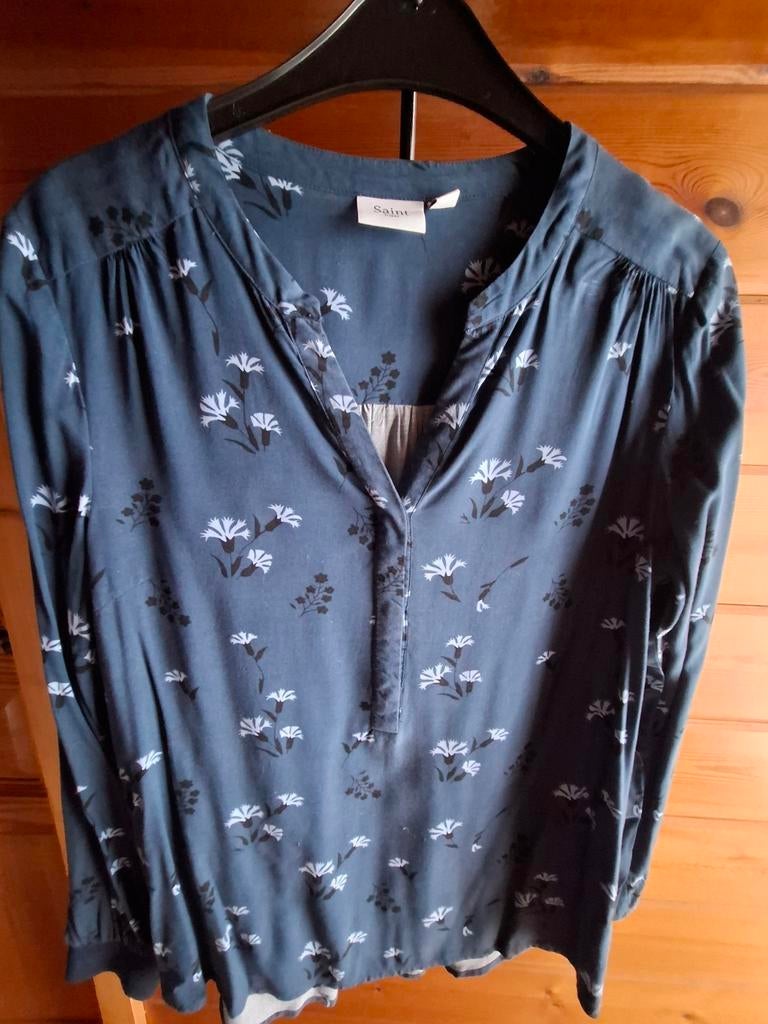 Mooi bloesje, merk saint , maat medium, Ophalen, Zo goed als nieuw