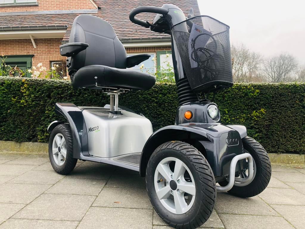 Scootmobiel L & M Mezzo Uitstekend elektrische Invalidescoot, Diversen, Rolstoelen, Ophalen of Verzenden, Inklapbaar, Zo goed als nieuw