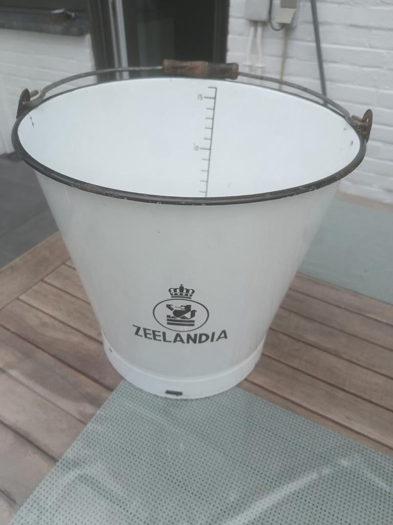 Mooie grote ge-emailleerde oude emmer met draagbaar, Antiek en Kunst, Ophalen of Verzenden