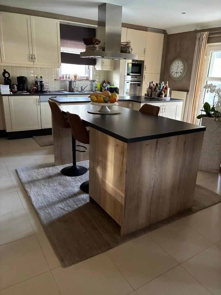 Keuken + kookeiland,, Ophalen, Gebruikt, Enkelwandige keuken, Kunststof