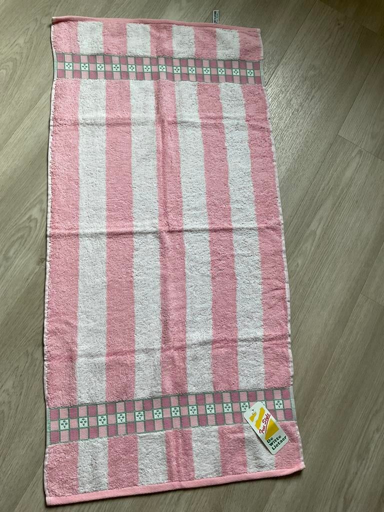 Serviette blanche Lietaer, Enlèvement ou Envoi, Neuf, Rose, Serviette