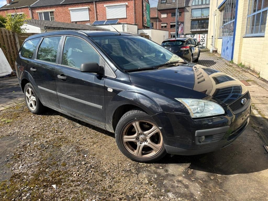 Ford Focus 1.6 TDCI climatisation 950€, Focus, Achat, Entreprise, Boîte manuelle