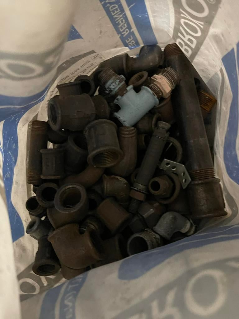 Koppelstukken galva en ijzer, Ophalen, Zo goed als nieuw