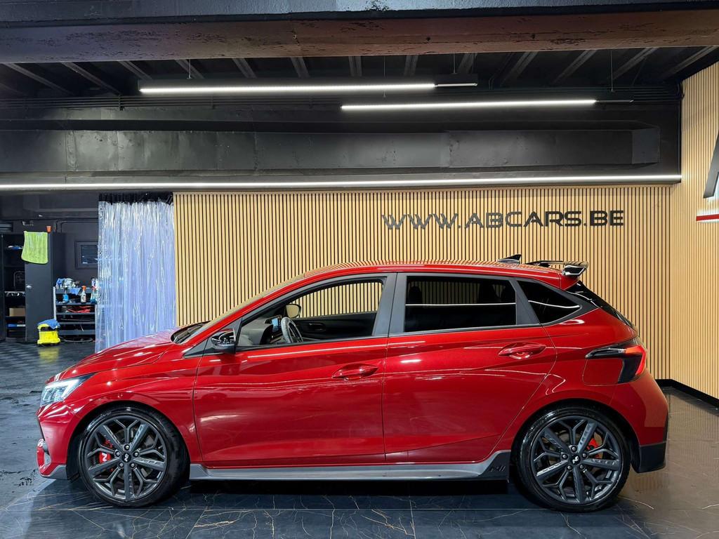 Hyundai i20 N 1.6 T-GDi * 031 / 150 * 1ER PROPRIETAIRE *, Autos, Rouge, Euro 6, Entreprise, Noir