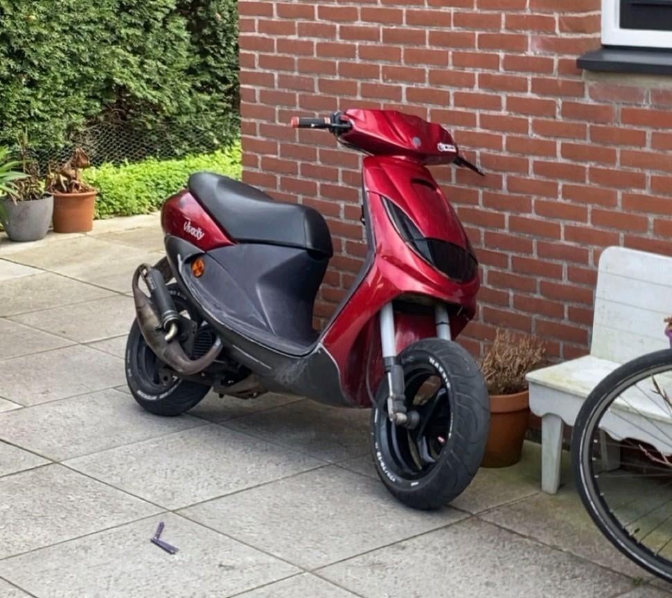 Piaggio typhoon/ peugeot vivacity.  ️!ZOEKERTJE!️, Vélos & Vélomoteurs, Enlèvement ou Envoi