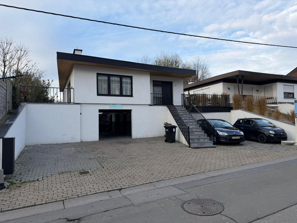 Woning, garage en tuin .Ideaal voor zelfstandige (woon/werk), Immo