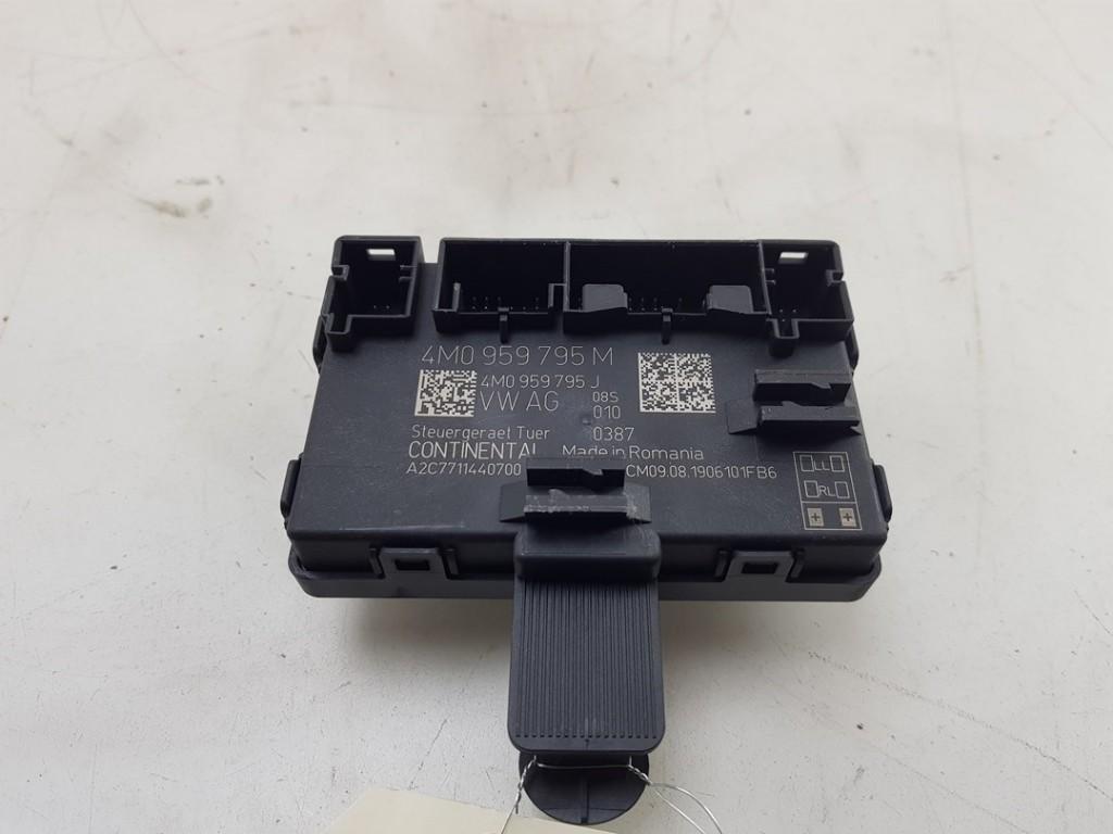 ORDINATEUR VEROUILLAGE CENTRALISE Audi E-Tron (GEN), Utilisé, Audi