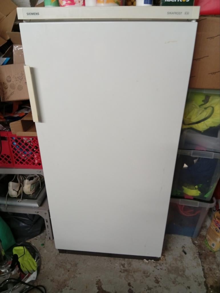 Frigo Siemens Sikafrost, 120 à 140 cm, Avec compartiment congélateur, Enlèvement, Utilisé