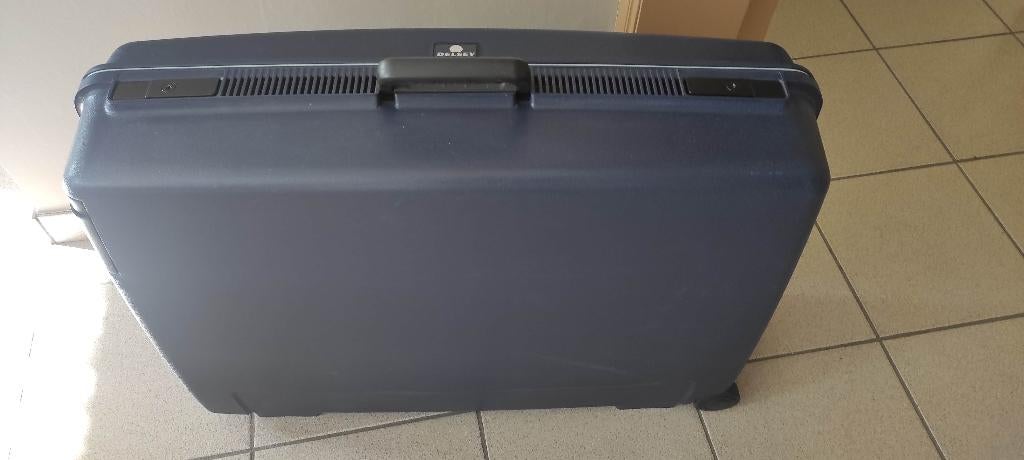 Delsey harde reiskoffer groot model, Handtassen en Accessoires, Koffers, Gebruikt, Hard kunststof, 70 cm of meer, 55 cm of meer