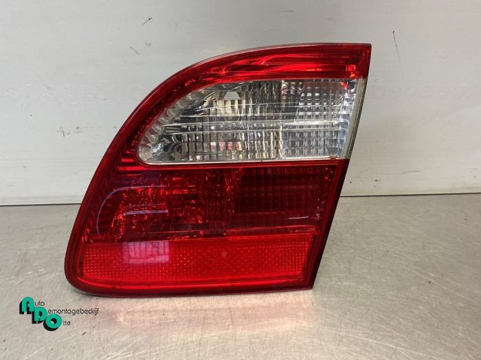 Achterlicht rechts van een Mercedes E-Klasse (E-Klasse 02-), Gebruikt, -, Ophalen of Verzenden, -