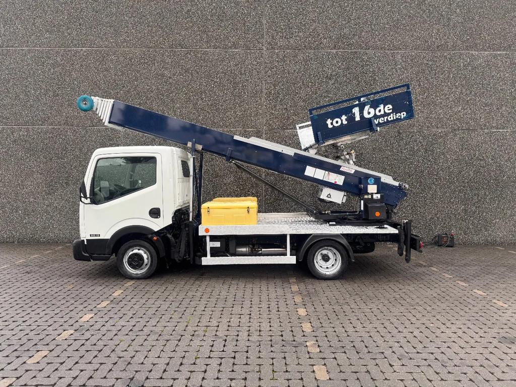 Nissan Cabstar KLAAS HV 29/5M 3800HRS !, 100 kW, Euro 5, Achat, Entreprise