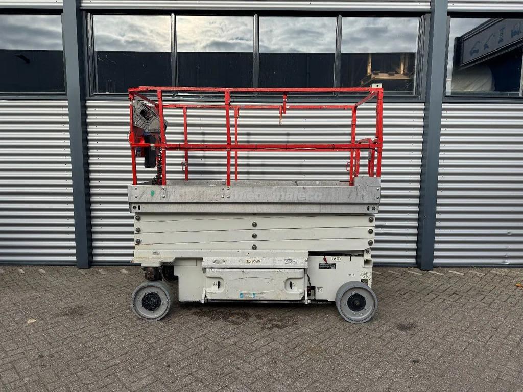 JLG 2646ES Hoogwerker Schaarhoogwerker (bj 2014)