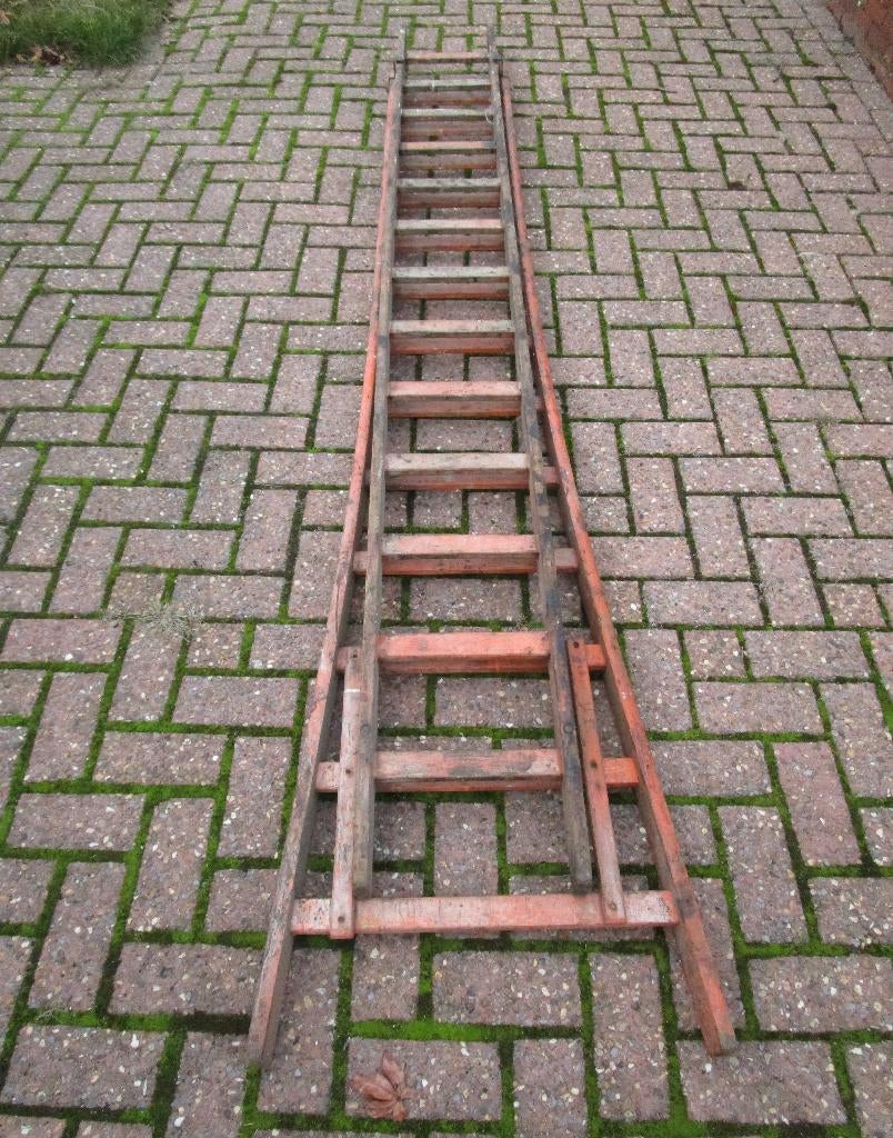 grote uitschuifbare houten ladder, Ophalen, Gebruikt, Ladder, Opvouwbaar of Inschuifbaar