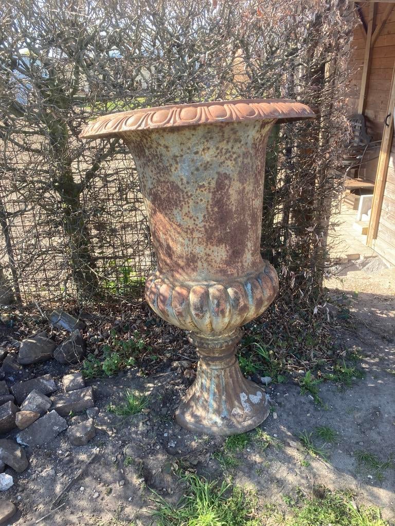 Gietijzeren tuinvaas, Tuin en Terras, Ophalen