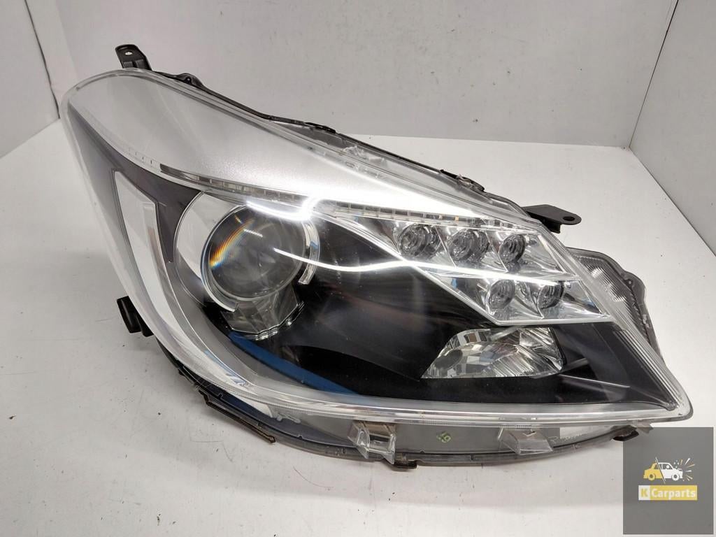 Feu arri re droit pour Toyota Yaris III hybride (2010-2014), Autos : Pièces & Accessoires, Info@toyota.co.jp, Toyota Motor Corporation