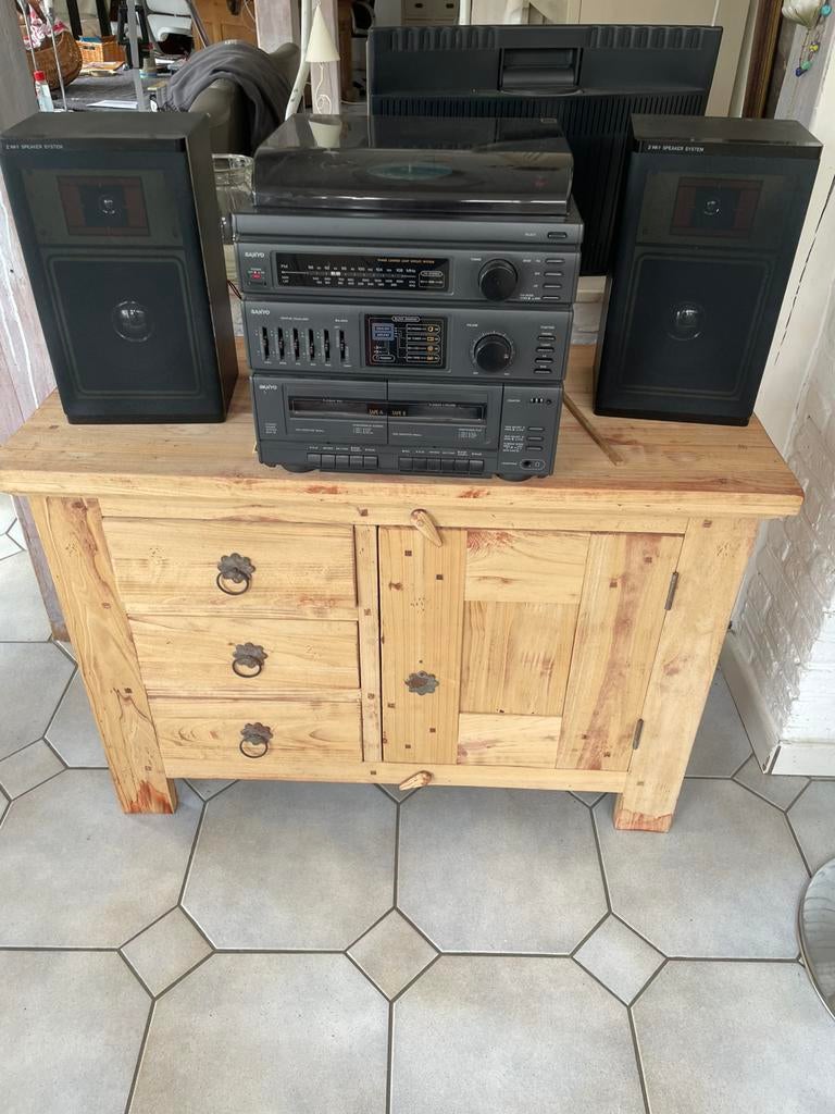 Sterio keten Sanyo plus kastje, Ophalen of Verzenden, Zo goed als nieuw