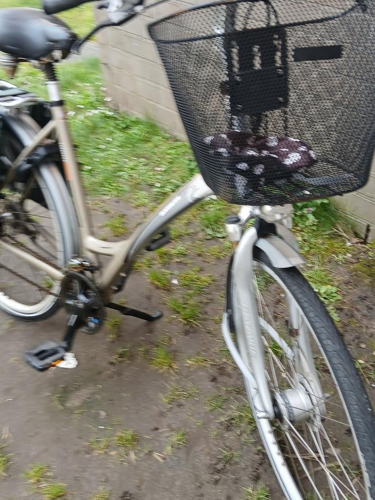 Damesfiets  Batavus  28inches, Fietsen en Brommers, Elektrische fietsen, Batavus