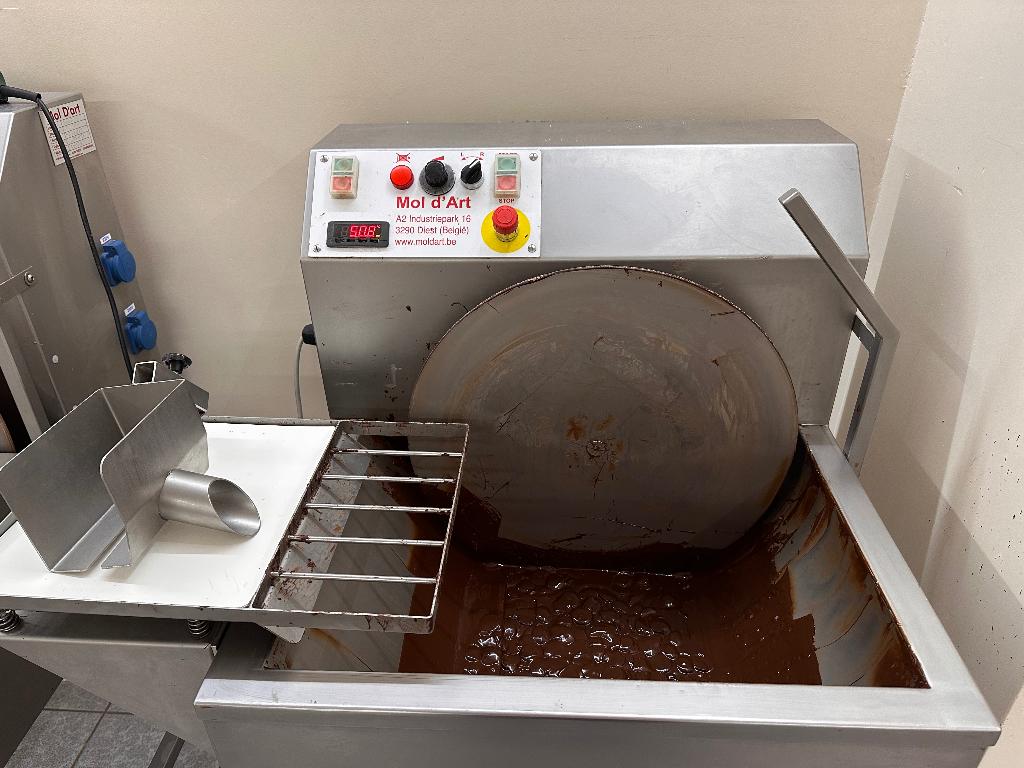Chocolade wielmachine/tempereermachine Mol D’art 50kg, Enlèvement, Utilisé, Boulangerie et Boucherie