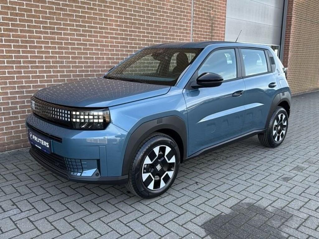 Fiat Grande Panda MHEV Icon, Automaat, Zwart, Blauw, 5 zetels