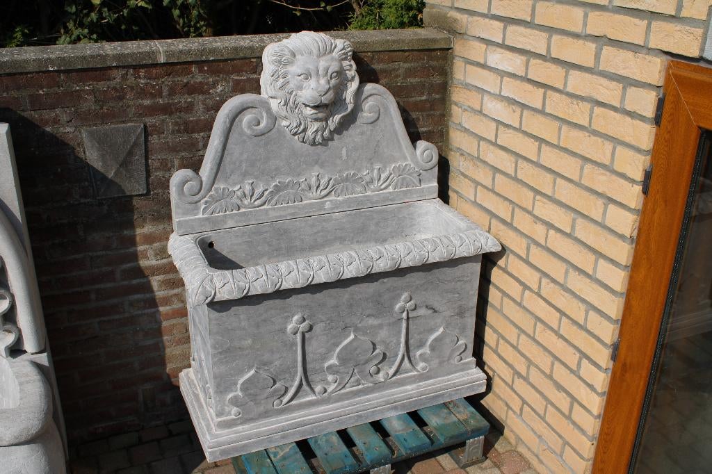 fontaine mural en pierre bleu , visage LION !, Enlèvement, Neuf, Pierre, Fontaine