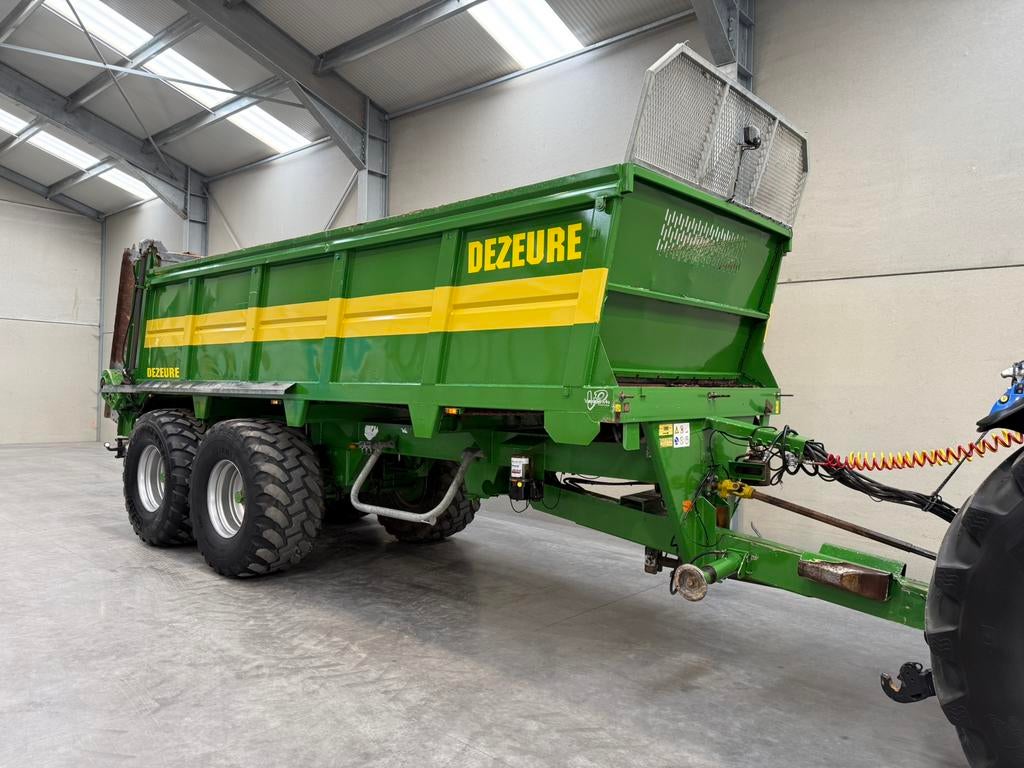 Mestkar dezeure, Ophalen