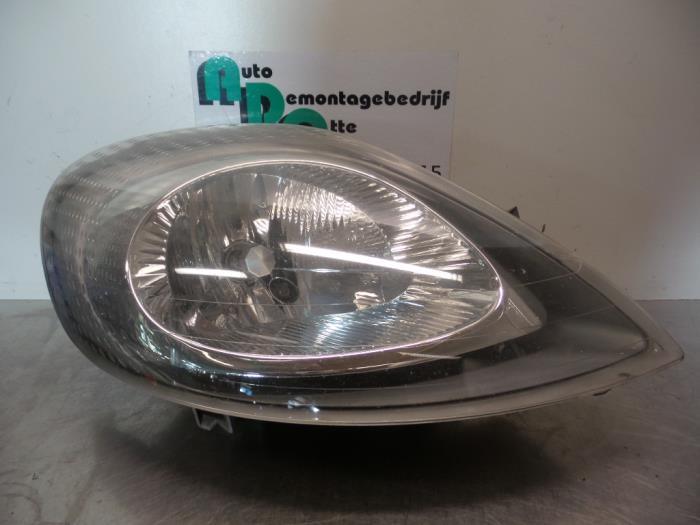 Koplamp rechts van een Renault Trafic (Trafic 01-), Auto-onderdelen, Gebruikt, -, Renault, -