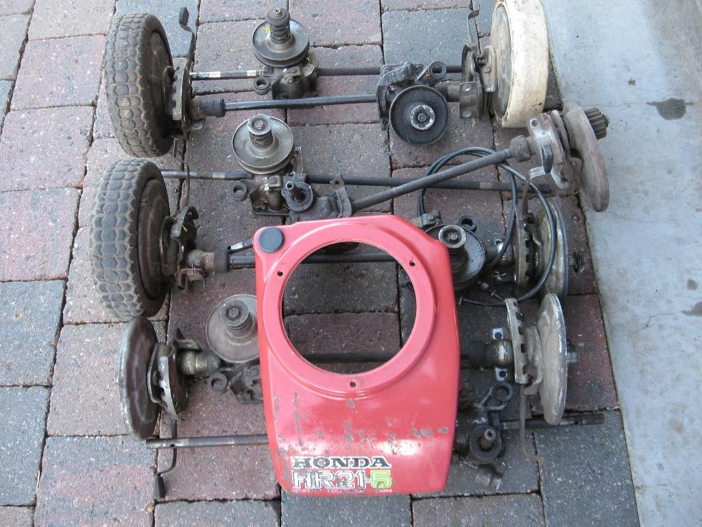 Tondeuse HONDA HR 21-5, Jardin & Terrasse, Honda, Tondeuse rotative, Tondeuses à gazon à essence, Utilisé