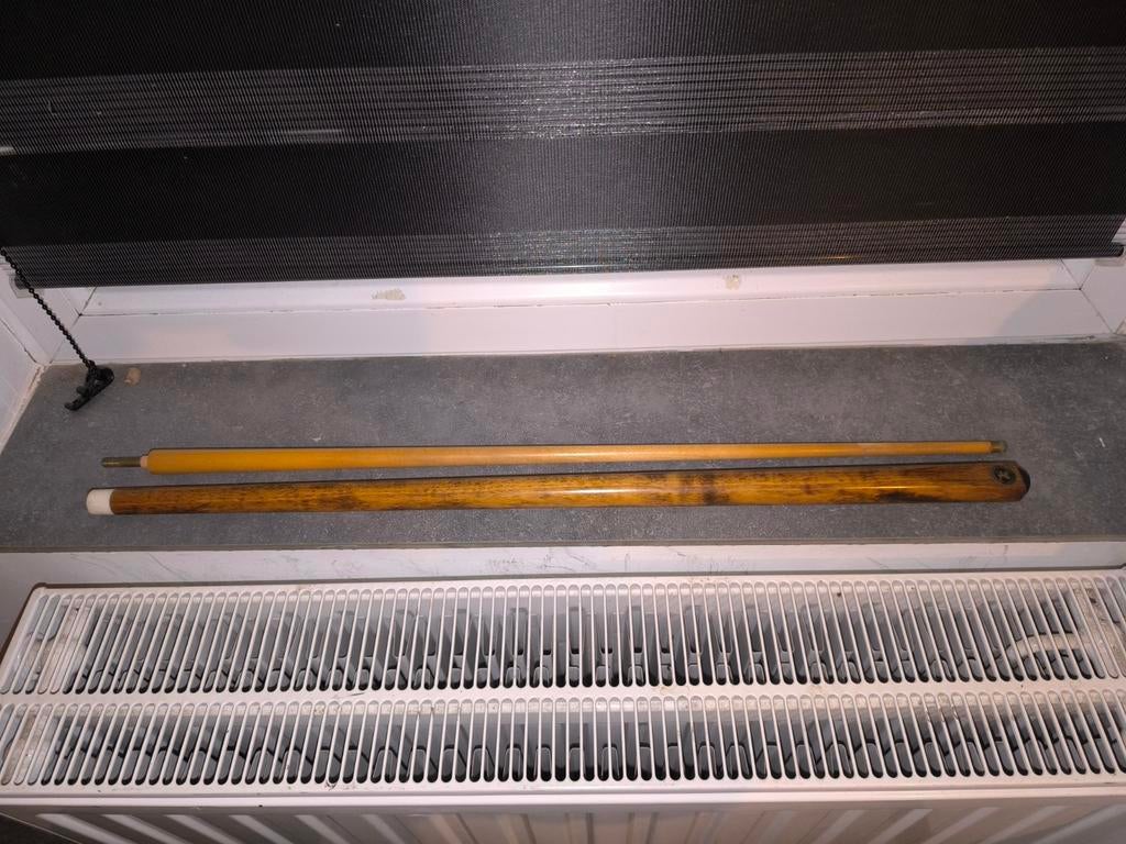 Queue de billard en bon état, Enlèvement