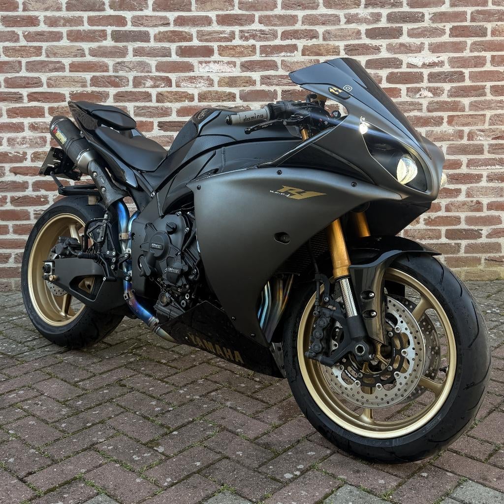 Yamaha R1 35 kW A2 | Big Bang A2 | 26 000 km | Akrapovic, Super Sport, Particulier, Permis Moto A2 minimum, 999 cm³