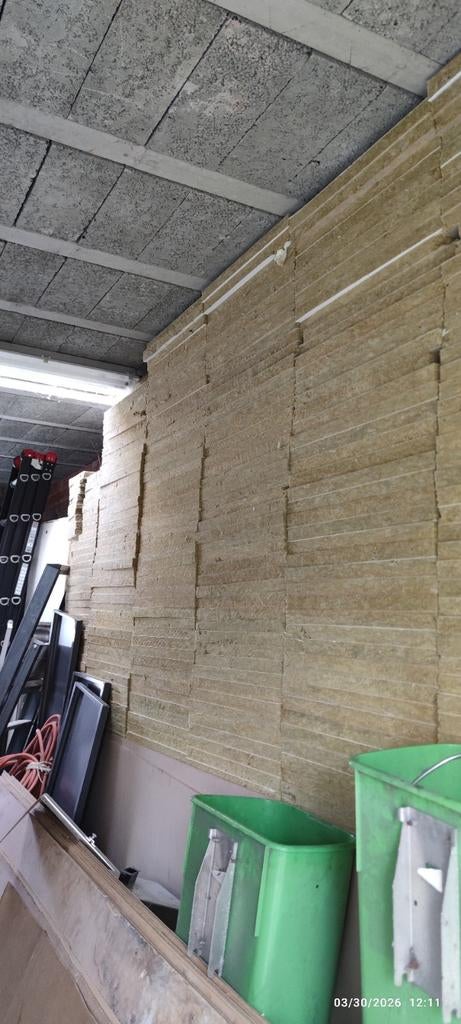 panneaux isolants en laine de roche dure avec une couche sup, Bricolage & Construction, Isolation & Étanchéité, Enlèvement, Laine de roche