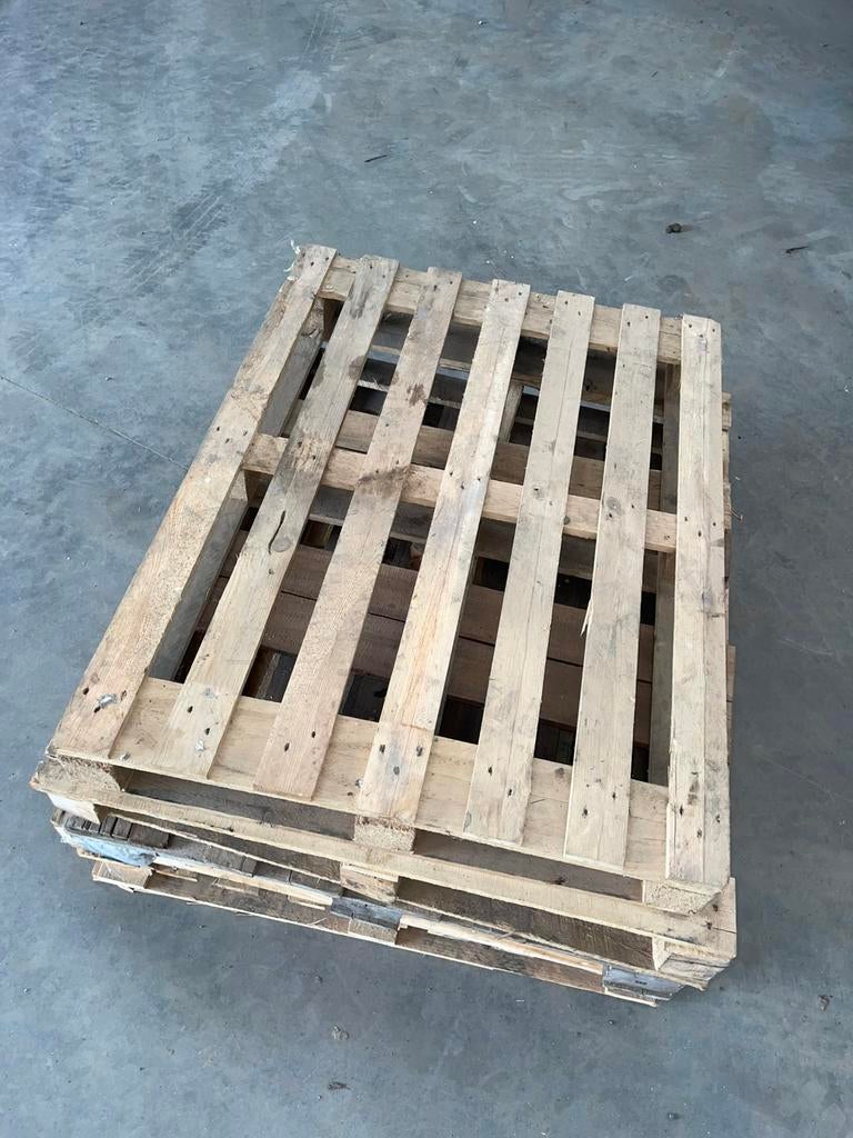 Differentes palettes europalettes et autres + palox (caisse), Enlèvement ou Envoi