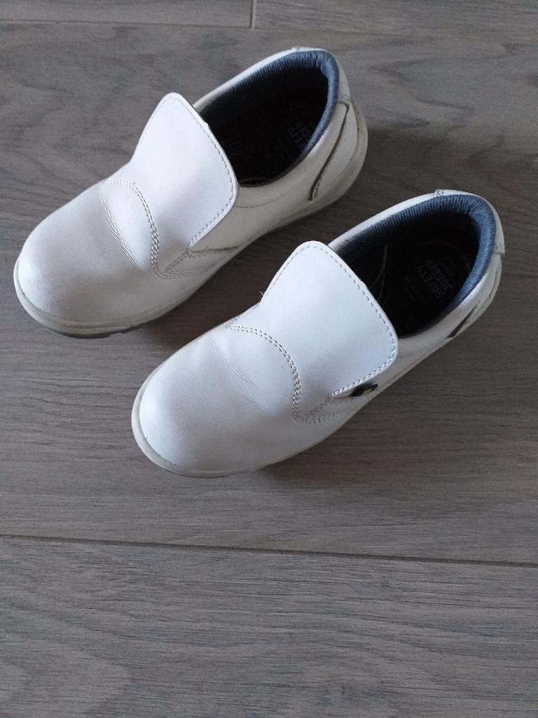 Veiligheidsschoenen, Ophalen of Verzenden, Zo goed als nieuw