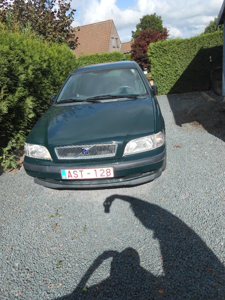 VOLVO S40 DANS UN ÉTAT EXCEPTIONNEL ; 34 ; 324 km, Autos, Achat, 4 portes, S40, Particulier