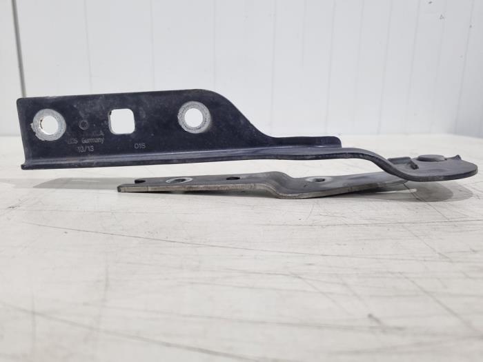 Charnière capot d'un Volkswagen Golf, Autos : Pièces & Accessoires, Autres pièces automobiles, Volkswagen, Utilisé, 3 mois de garantie