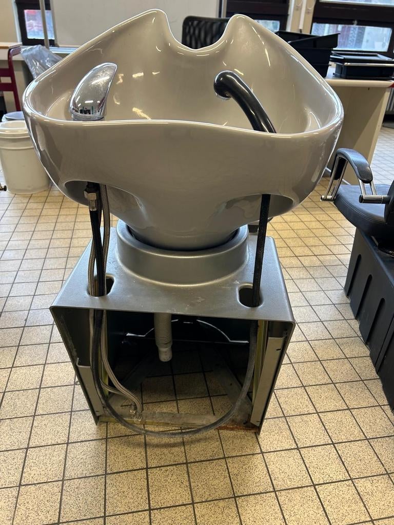 wasbak en stoelen te koop, Enlèvement