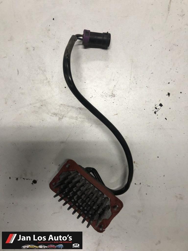 Audi V8 / 100 / 200 Kachelventilator weerstandsblok, -, Audi, Utilisé, -