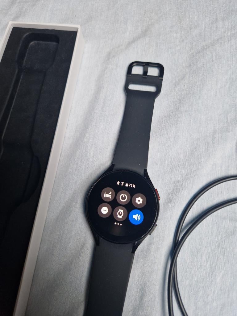 Samsung galaxy watch 4   nieuwstaat, Ophalen of Verzenden