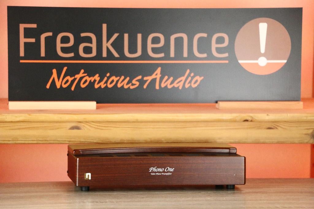 Unison Research Phono One v2 / v 2 INRUIL. Fraaie Italiaan., Enlèvement ou Envoi, Amplificateur