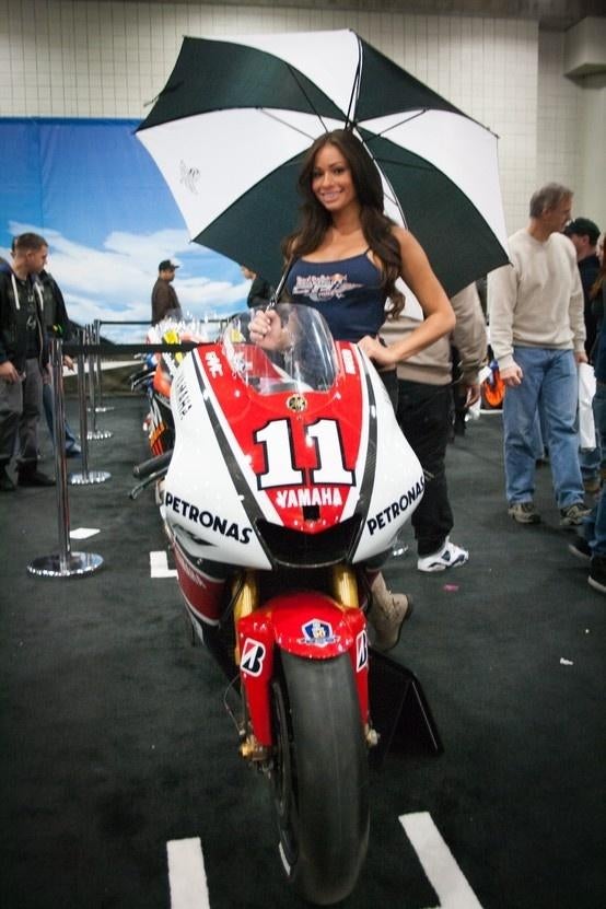 YAMAHA R6 R1 R7 R9 MET SCHADE GEVRAAGD, Motoren, Particulier