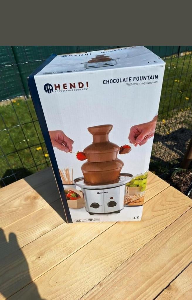 À vendre NOUVELLE fontaine à chocolat, Enlèvement, Neuf