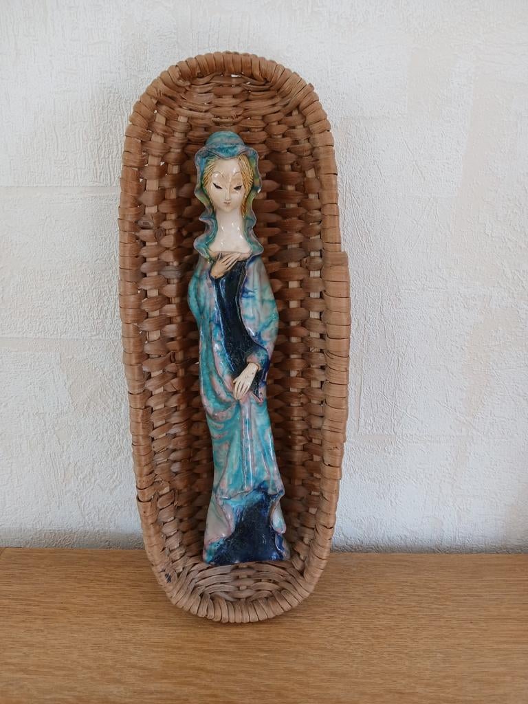 Vierge dans panier osier 28cm, Enlèvement ou Envoi