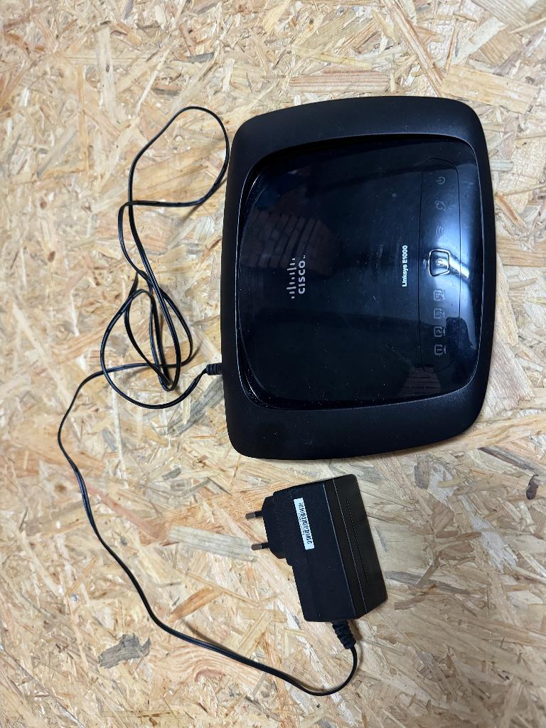 Linksys E1000 router, Ophalen of Verzenden, Gebruikt, Router, Linksys