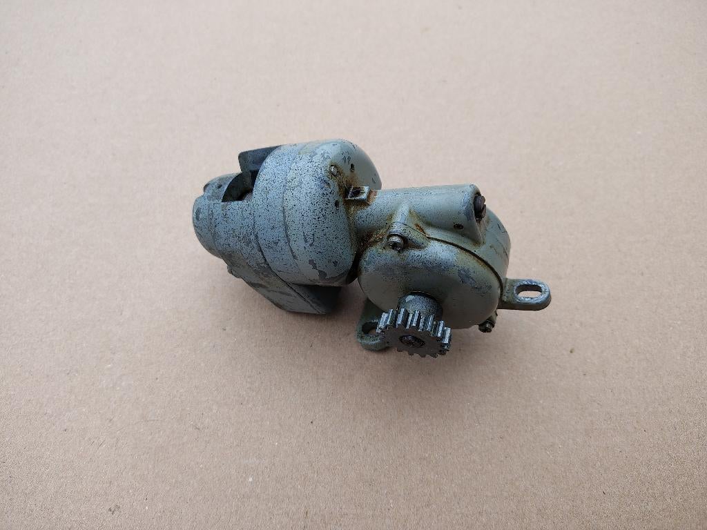 Gripper Motor/ Mechaniek AMi I /H (1958) jukebox, Collections, Envoi, Ami