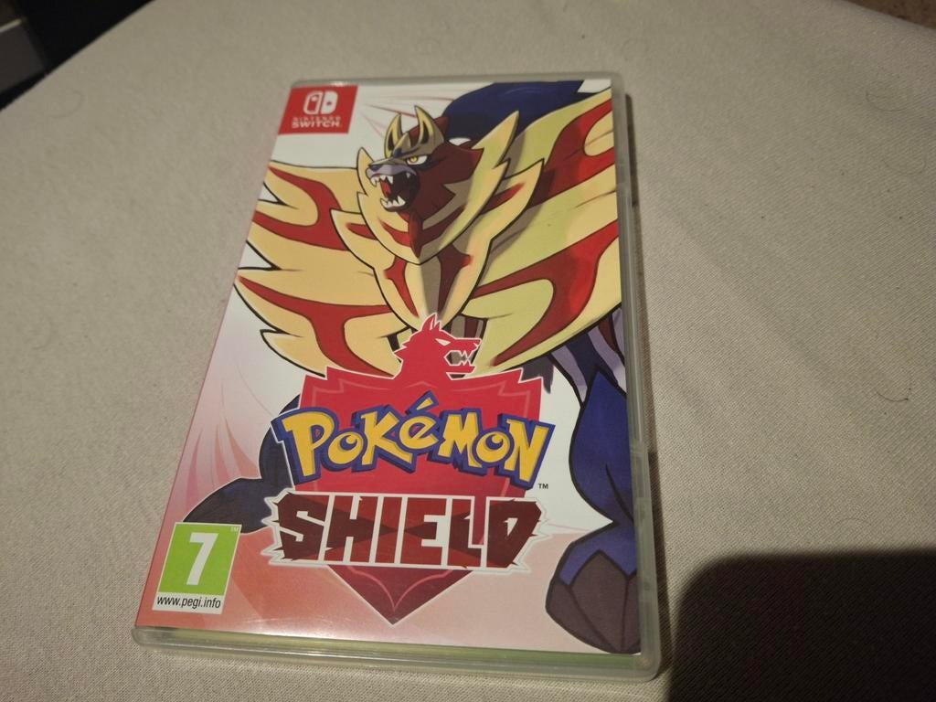 Pokemon shield, Games en Spelcomputers, Games | Nintendo Switch, Ophalen of Verzenden