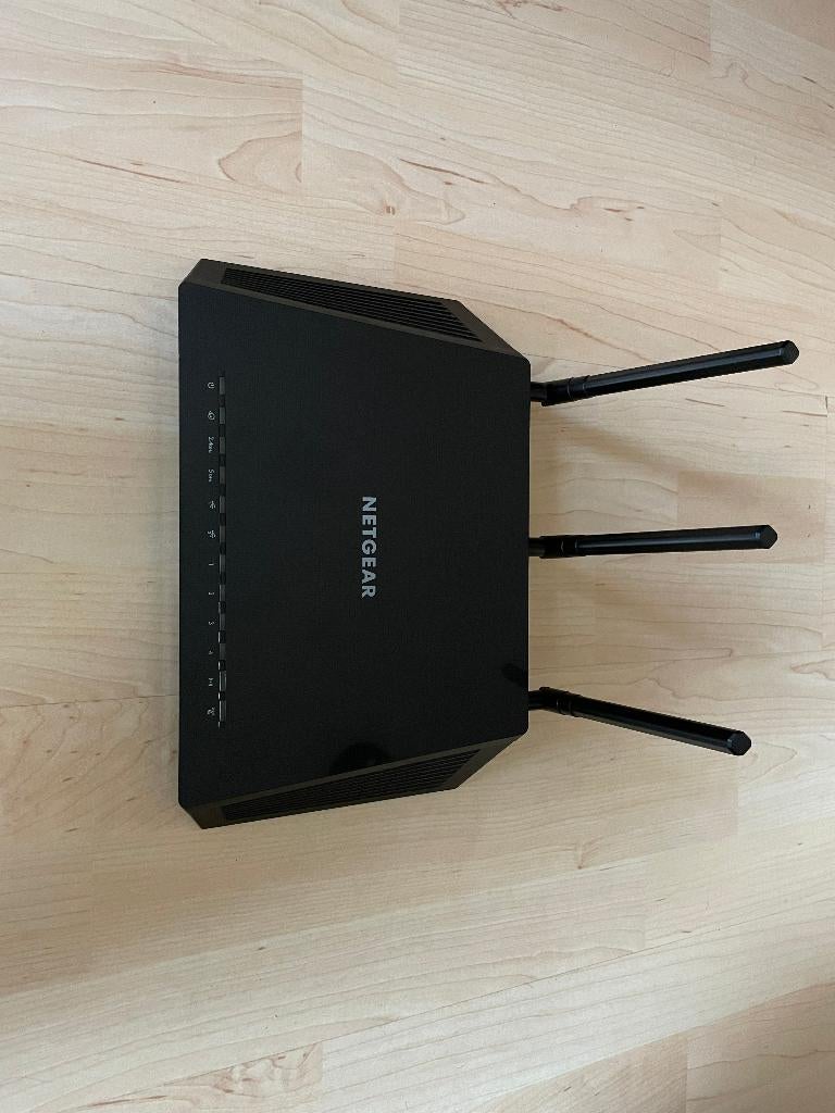 Netgear R6400 router, Computers en Software, Routers en Modems, Ophalen of Verzenden, Gebruikt, Router, NETGEAR