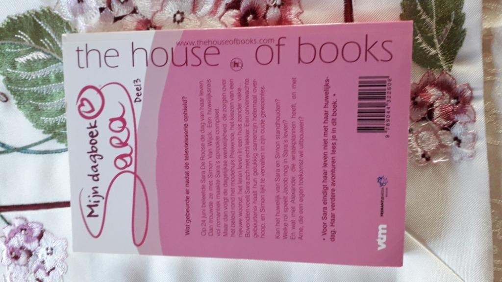 SARA - mijn dagboek deel 3, Boeken, Ophalen of Verzenden, Zo goed als nieuw, België