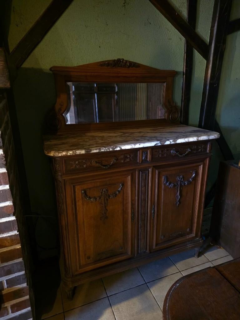 Buffet ancien, Maison & Meubles, Armoires | Buffets, 25 à 50 cm, Avec tablette(s), 100 à 150 cm, Enlèvement