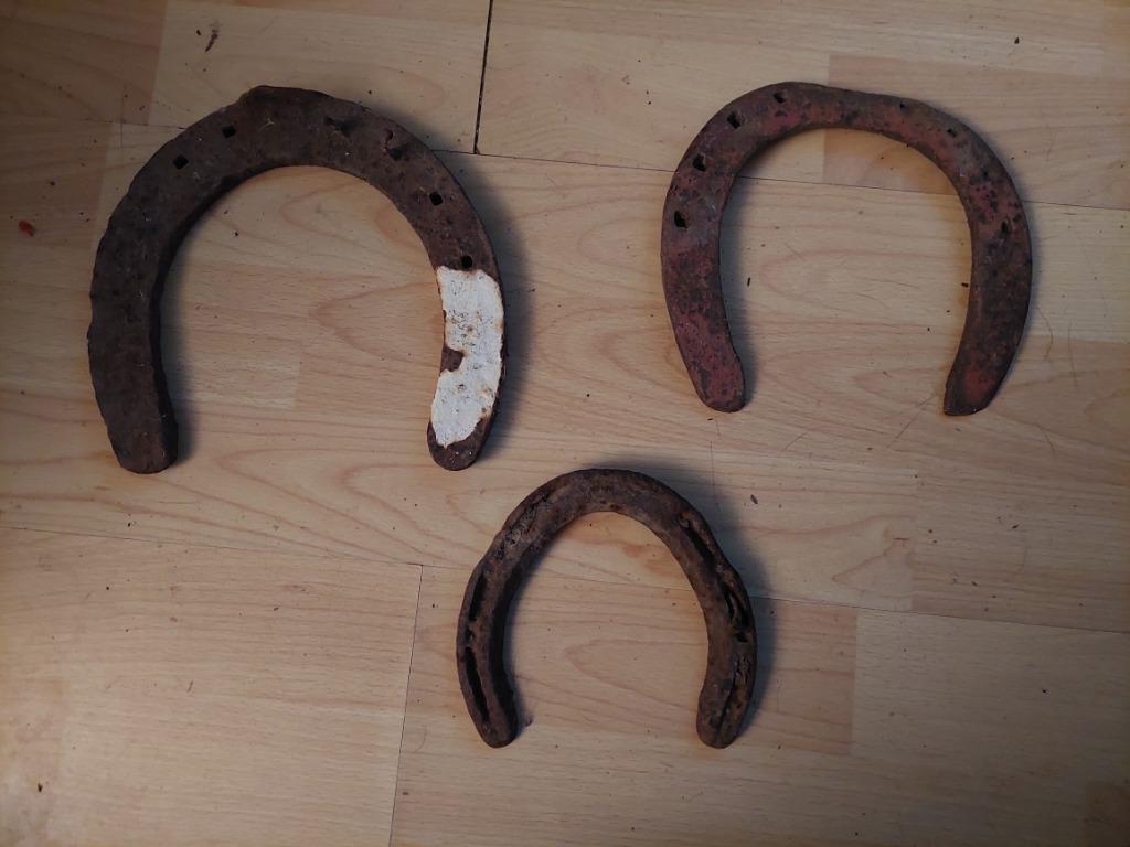 Lot de trois anciens fers à cheval, Antiquités & Art, Enlèvement ou Envoi