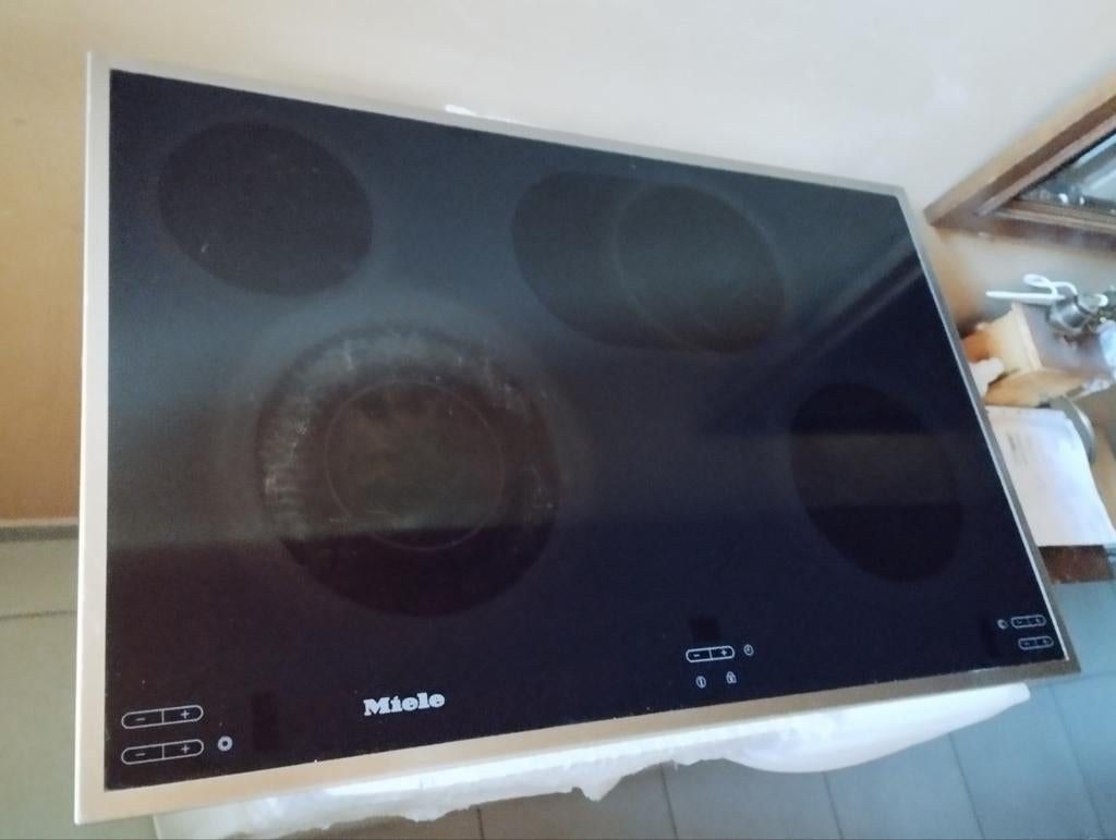 Plaque de cuisson encastrée Miele, Electroménager, Tables de cuisson, Enlèvement